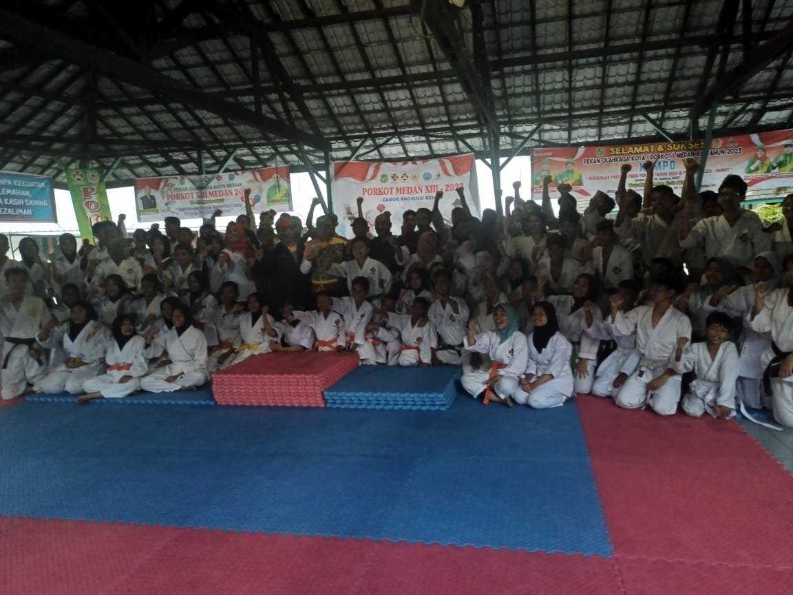 Medan Helvetia Raih Juara Umum Kempo Porkot Medan 2023