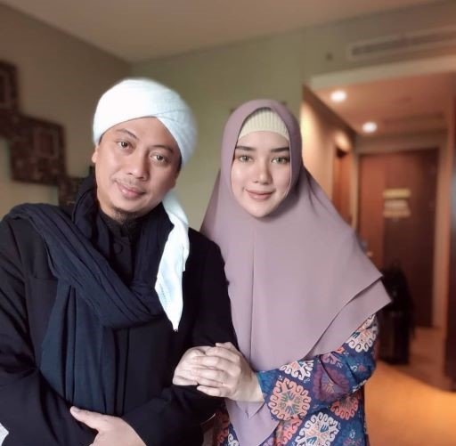 Lagi, Bebi Silvana Pergi dari Rumah Opick