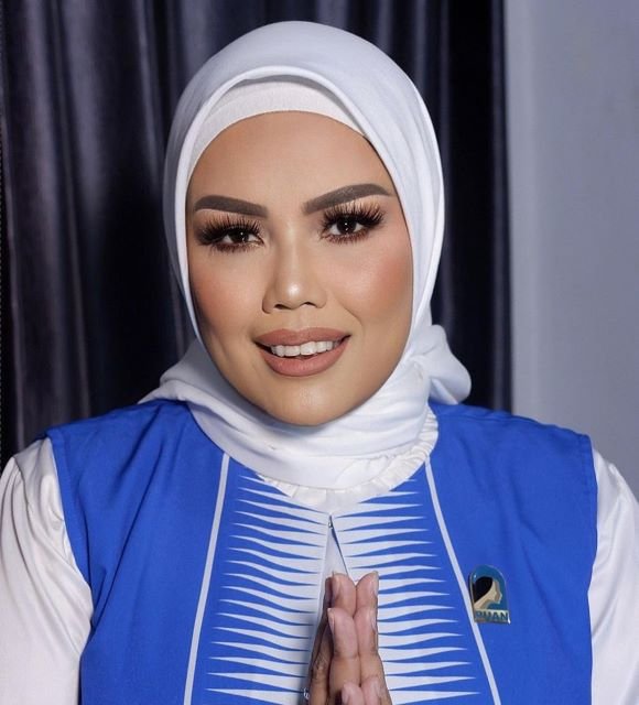 Adik dan Ipar Raffi Ahmad Gabung PAN, Elly Sugigi Mundur Jadi Bacaleg