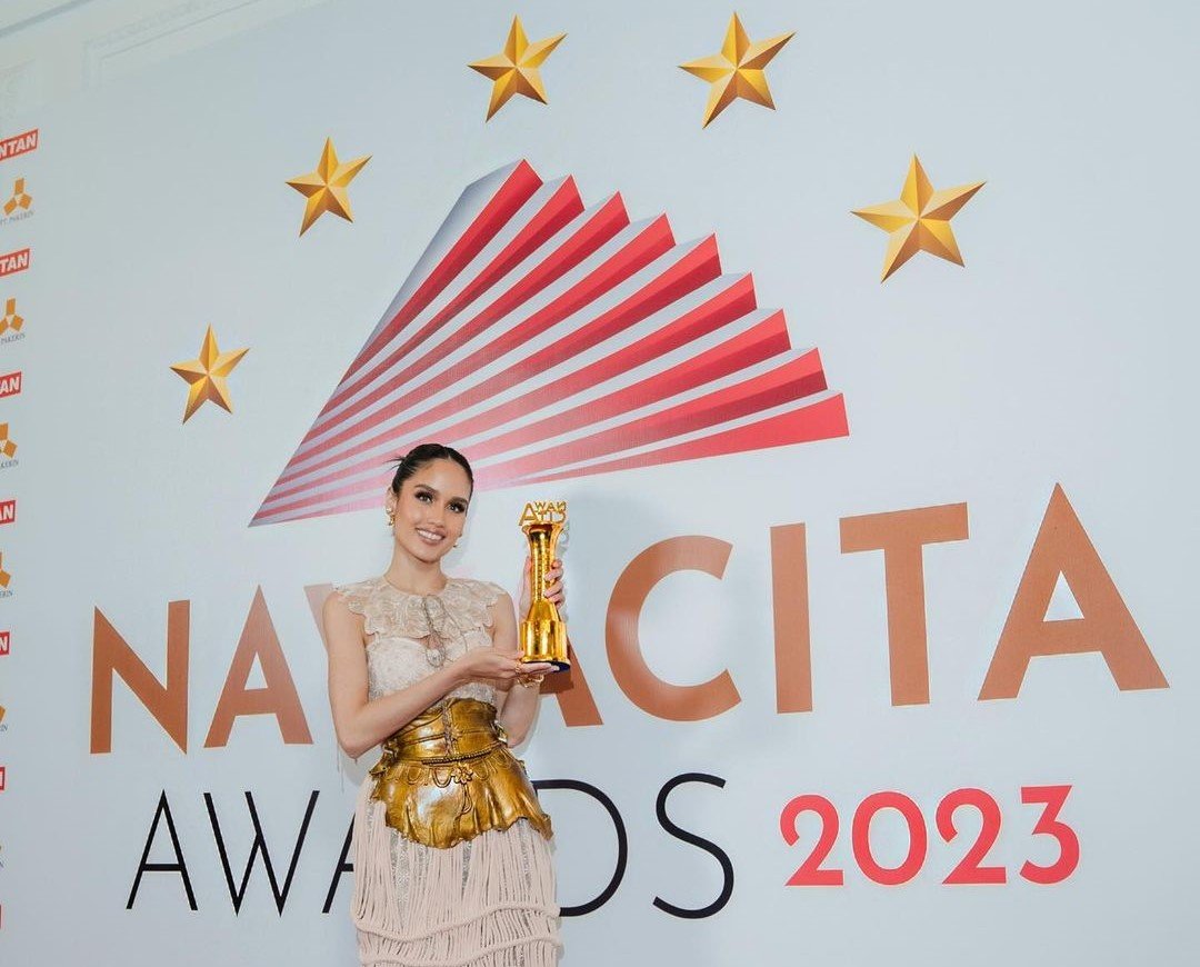 Terima Nawacita Awards 2023, Cinta Laura: Terima kasih Bapak Yasonna H Laoly