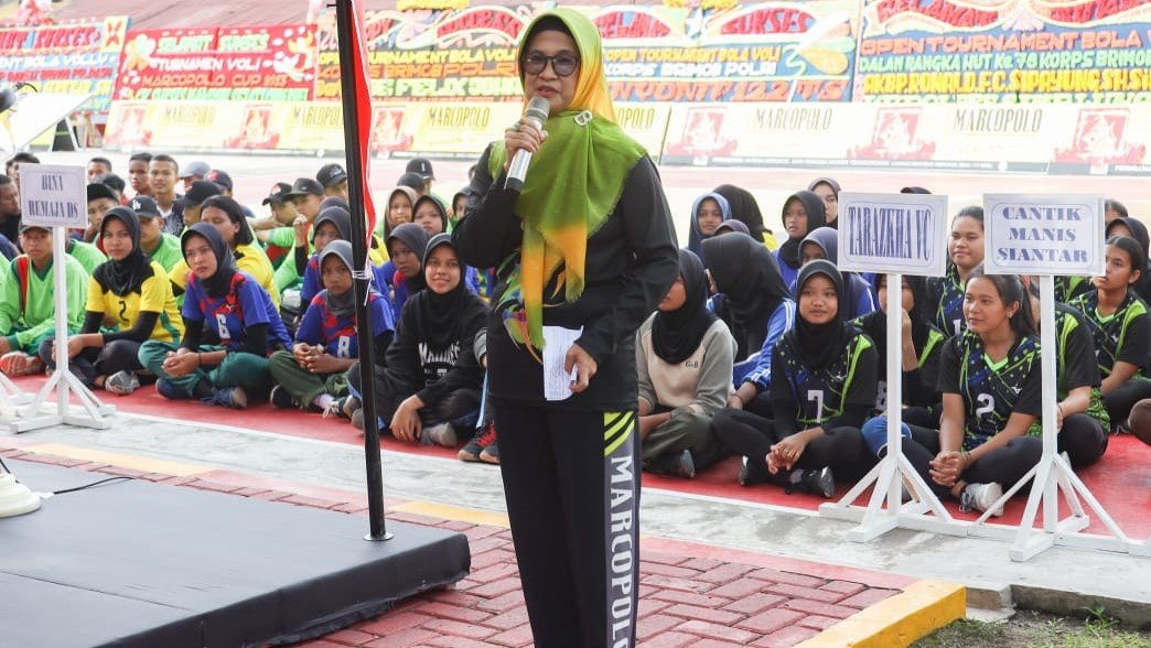 Wali Kota Pematangsiantar Hadiri Pembukaan Turnamen Voli Piala Dansat Brimob