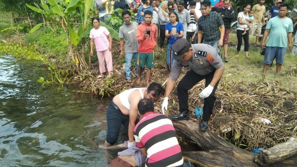 Ada Mayat Mengapung di Danau Toba, Polisi Lakukan Penyelidikan