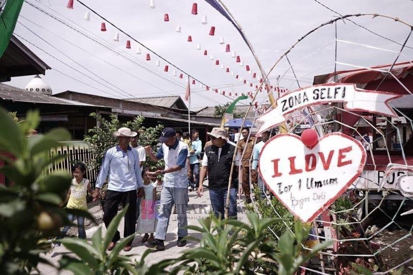 Pelindo Group Bina Kampung dan Gelar Lomba Pentas Seni Daur Ulang di Belawan