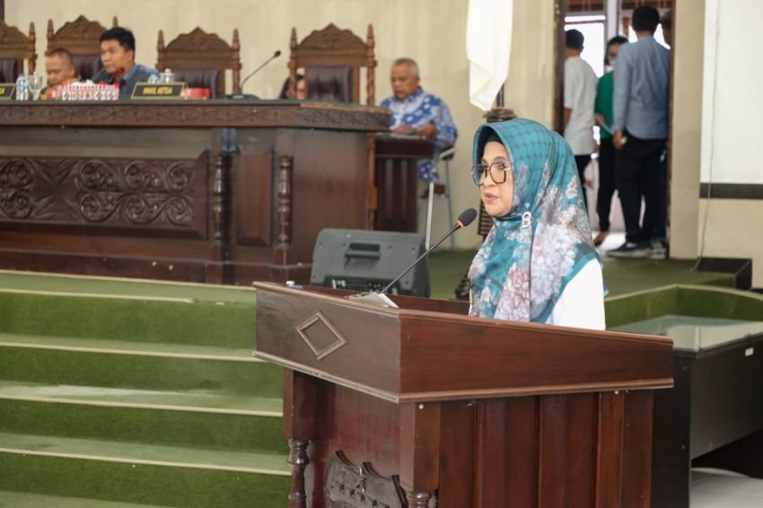 Wali Kota Siantar Sampaikan Nota Jawaban Atas 2 Ranperda