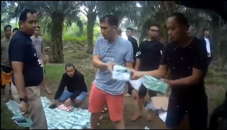 Polisi Gagalkan Penyelundupan 65 Kilogram Sabu di Tengah Perkebunan Sawit