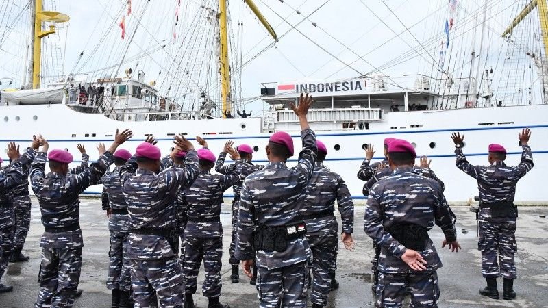 Danlantamal 1 Belawan Lepas Keberangkatan KRI Bima Suci Kembali ke Surabaya
