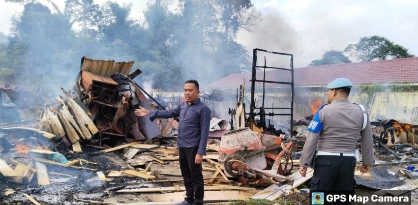 Gegara Korslet, Dua Unit Mess di Sipirok Terbakar