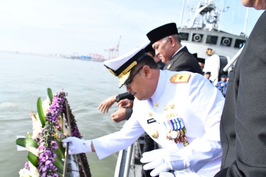 Lantamal I Tabur Bunga di Laut Belawan,Peringati Hari Pahlawan 2023