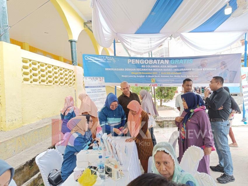 RS Columbia Asia Medan Gelar Pengobatan Gratis di Masjid Lama Gg Bengkok