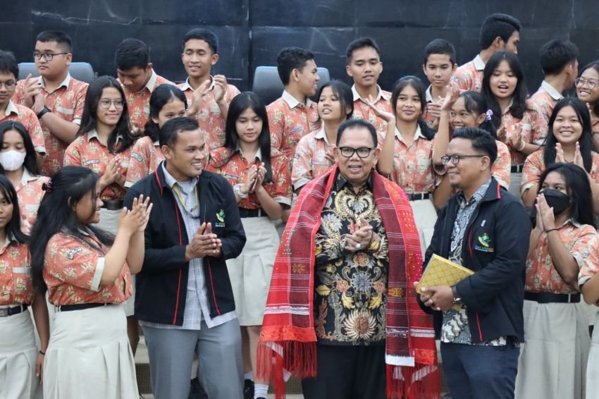 Baskami Ajak Siswa St Ignatius Berpikir Kritis dan Kreatif