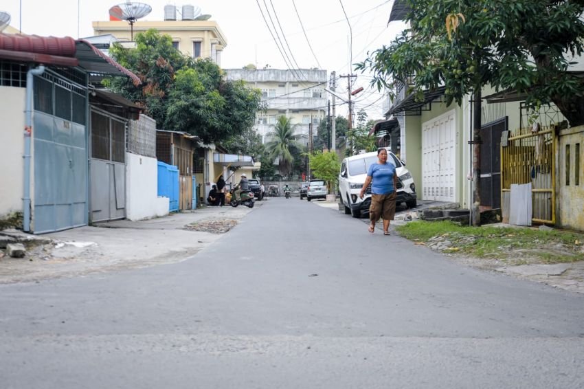 Warga Jalan Palapa Senang, Jalannya Sudah di Aspal dan di Cor Semen