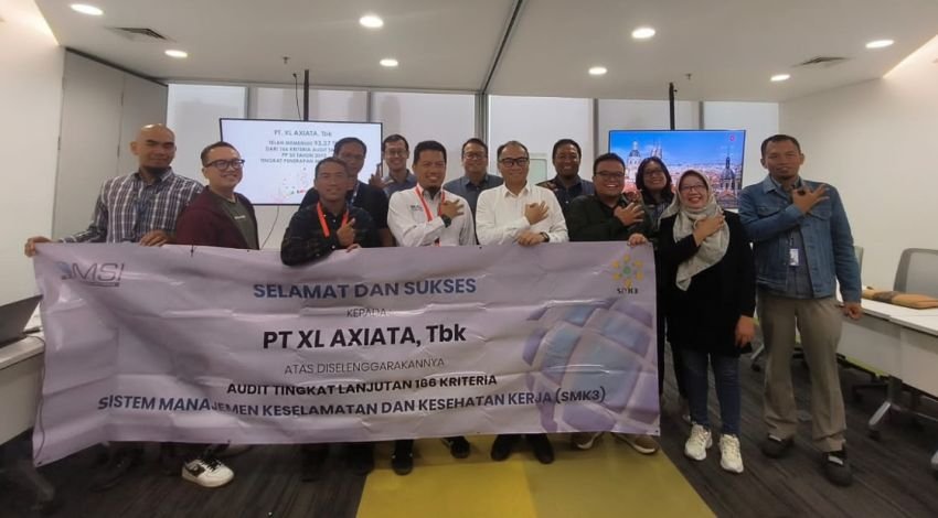 XL Axiata Raih Bendera Emas dari Kemenaker RI