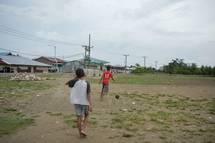 Bobby Nasution Bangun Lapangan, Anak-anak Tak Lagi Main Bola di Jalan
