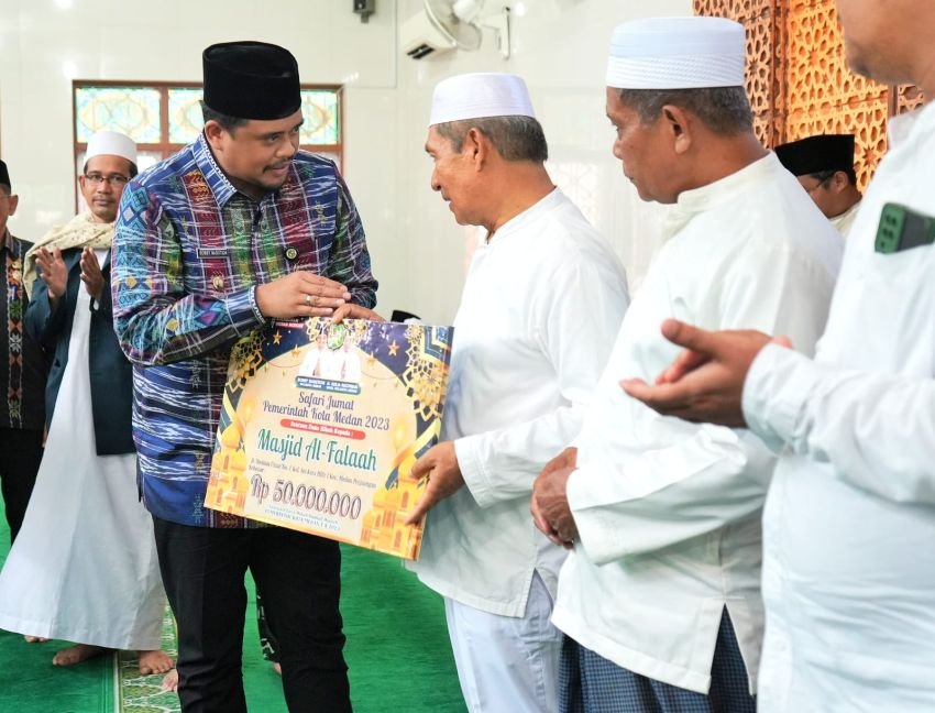 Hablum Minallah dan Hablum Minannas Menjadi Dasar Wali Kota Medan Mendorong Terwujudnya Masjid Mandiri