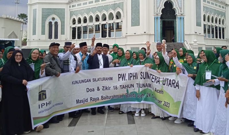 Kenang 18 Tahun Tsunami, Rahudman Harahap Lepas Pengurus IPHI Ziarah ke Aceh