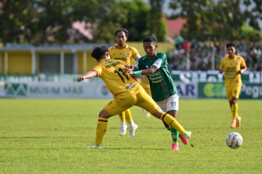 PSMS Alami Kekalahan Perdana Musim Ini dari Semen Padang dengan Skor 1-2 di Stadion Baharoeddin Siregar