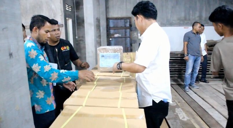 KPU Rohil Terima Logistik Surat Suara Pemilu 2024