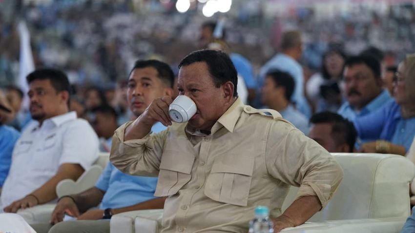 Prabowo Menurut Ade Jona, Sosok Unik yang Kedepankan Adab