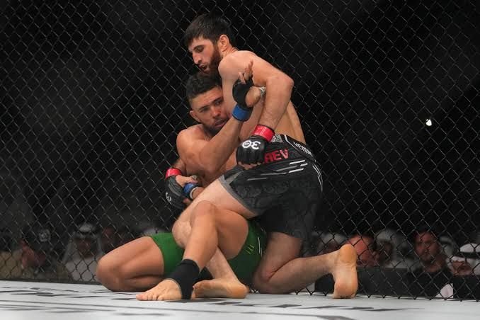 Johnny Walker Berambisi Balas Dendam pada Magomed Ankalaev