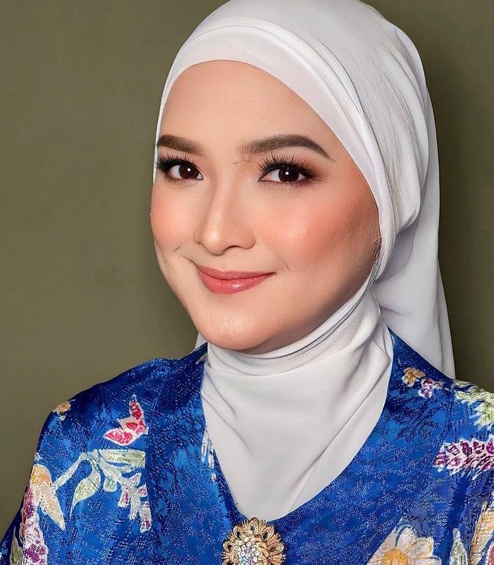 Buang Gengsi sebagai Artis, Andhara Early Banting Tulang Lunasi KPR