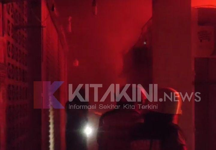 Kebakaran Sejumlah Kios di Lantai Dua Puspa Medan Hanguskan 10 Pintu