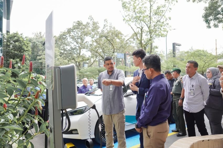 Bobby Nasution Luncurkan EV Charging Station di Hotel
