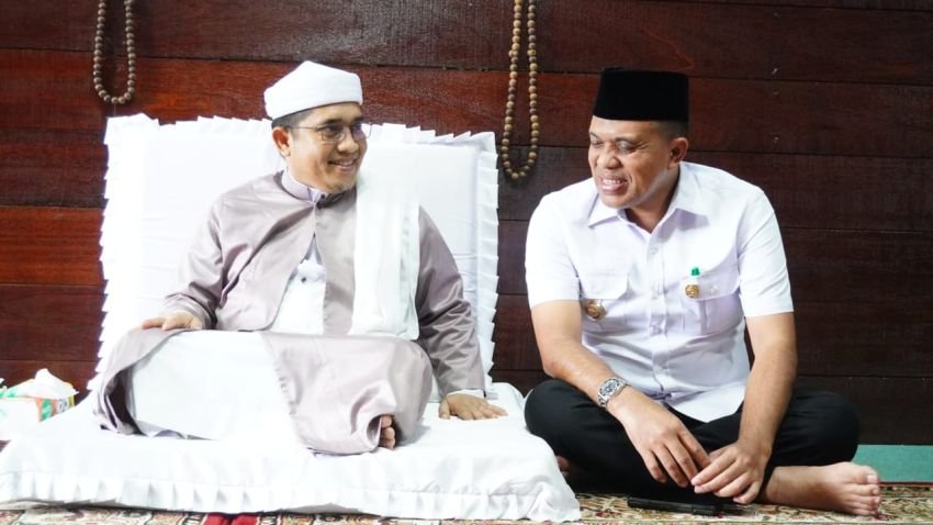 Pj Bupati Langkat Silaturahmi ke Tuan Guru Babussalam