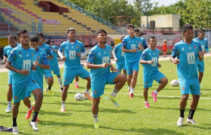 Semen Padang vs. Malut United: Dukungan Fanatik Spartacks Jadi Tantangan Berat