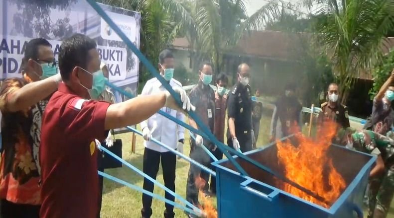 BNNP Sumbar Musnahkan 1 Kg Sabu, Dikendalikan Lewat Lapas