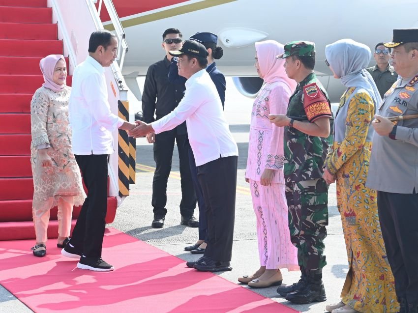 Hassanudin Sambut Kedatangan Presiden RI Joko Widodo