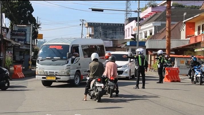 Cegah Macet, Polda Sumbar Terapkan Jalur Satu Arah Bukittinggi-Padang