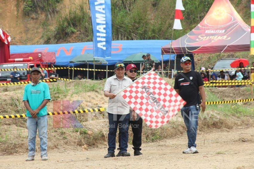 Dandim 0212/TS Buka Kejuaraan Grastrack dan Motocross Nasution MX
