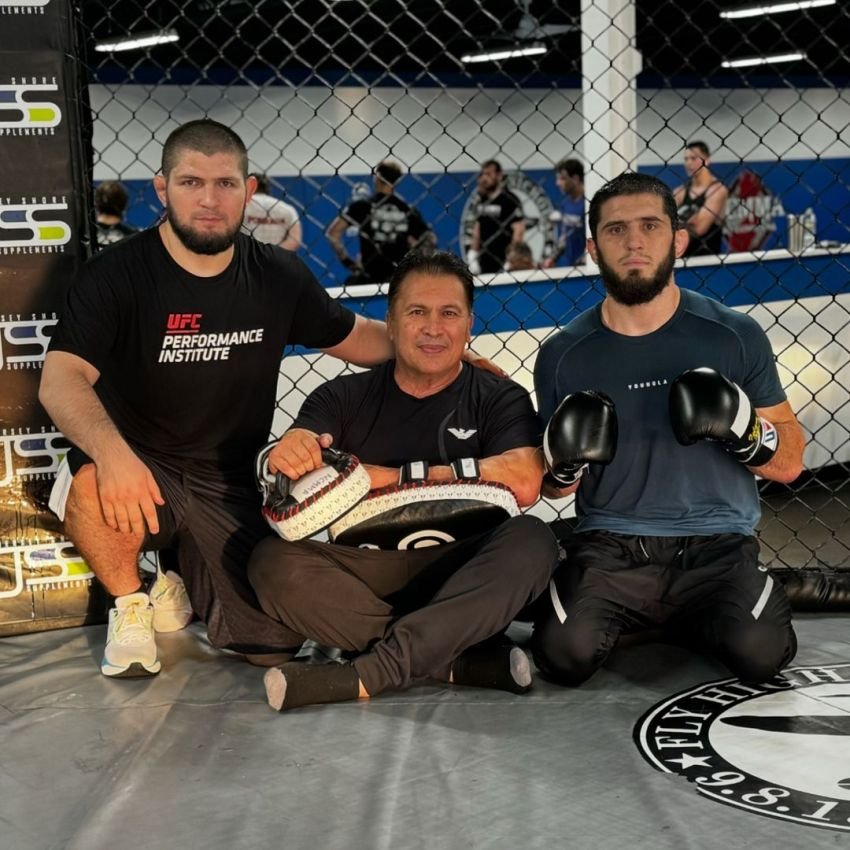 Khabib Nurmagomedov Dipastikan Dampingi Islam Makhachev Hadapi Dustin Poirier di UFC 302: Sang Elang Telah Mendarat