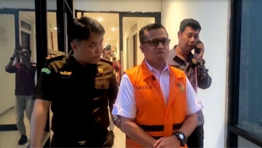 Kejati Tahan Kadisdik Riau Terkait Korupsi Perjalanan Dinas Rp2,3 Miliar