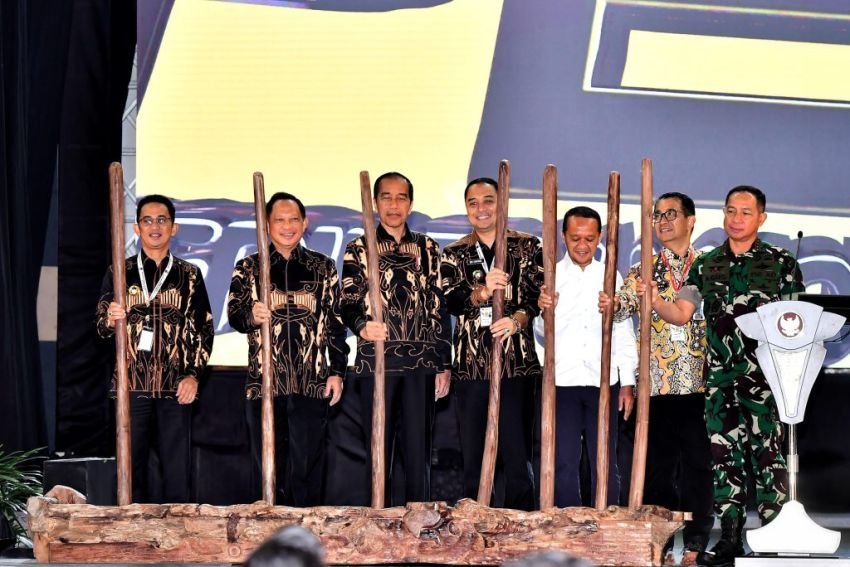 Jokowi Buka Rakernas Apeksi XVII Tahun 2024 di Kaltim