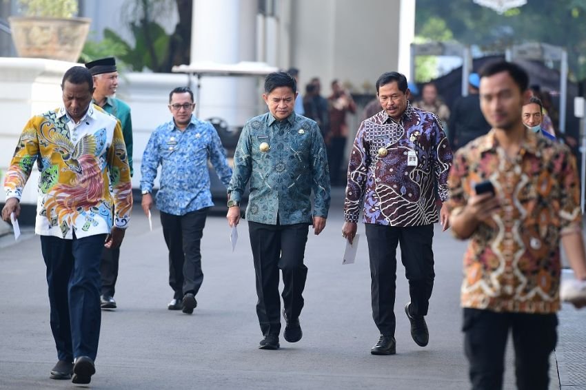 Hassanudin Laporkan Persiapan PON XXI ke Presiden Jokowi