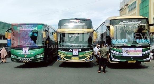 16 Bus Berangkatkan 493 Calhaj Sidimpuan ke Asrama Haji Medan