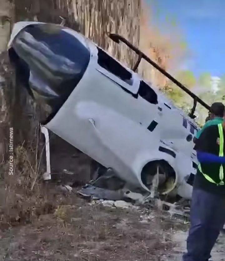 Terlilit Tali Layangan, Helikopter Jatuh di Bali