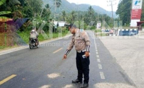 Anak Usia 9 Tahun Tewas Dihantam Truk Saat Menyeberang Jalan di Sayurmatinggi