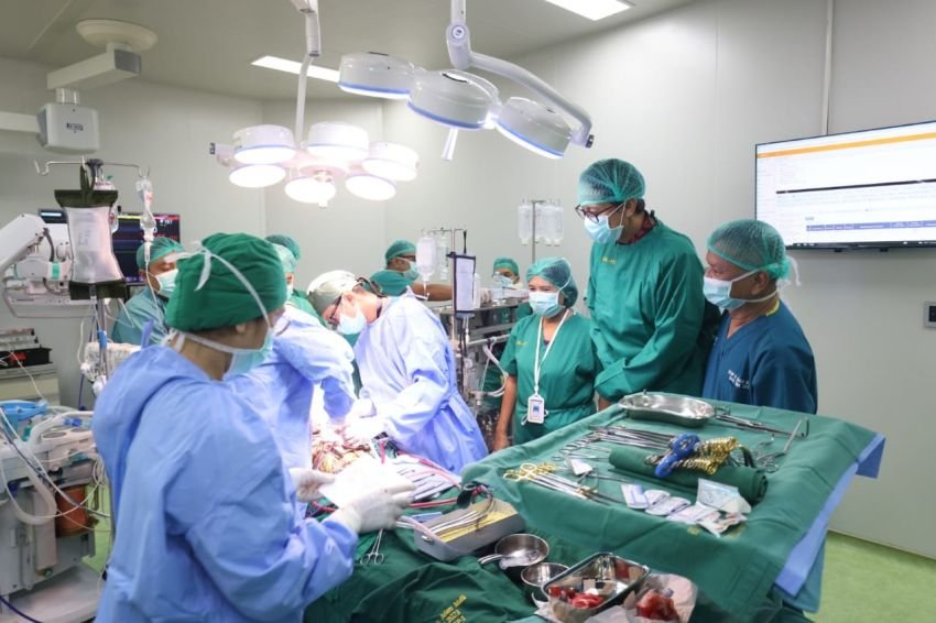 RS Adam Malik dan Tim Dokter Arab Saudi Berhasil Operasi Bedah Jantung 25 Anak