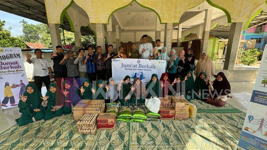 Gelar Jumat Berkah, PLN Berbagi Kebahagiaan Dengan Panti Asuhan di Kota Padang Sidempuan