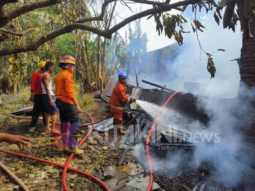 Gegara Bakar Sampah 4 Rumah Nyaris Ludes Terbakar