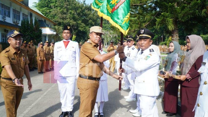 Pj Bupati Langkat Beri Penghargaan untuk Kecamatan dan Kelurahan Terbaik 2024