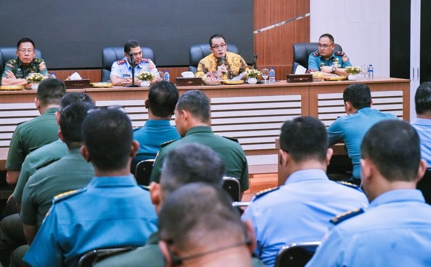 Aulia Rachman Paparkan Konsep Strategi Kepemimpinan Visioner ke Pasis Dikreg LII Sesko TNI TA 2024