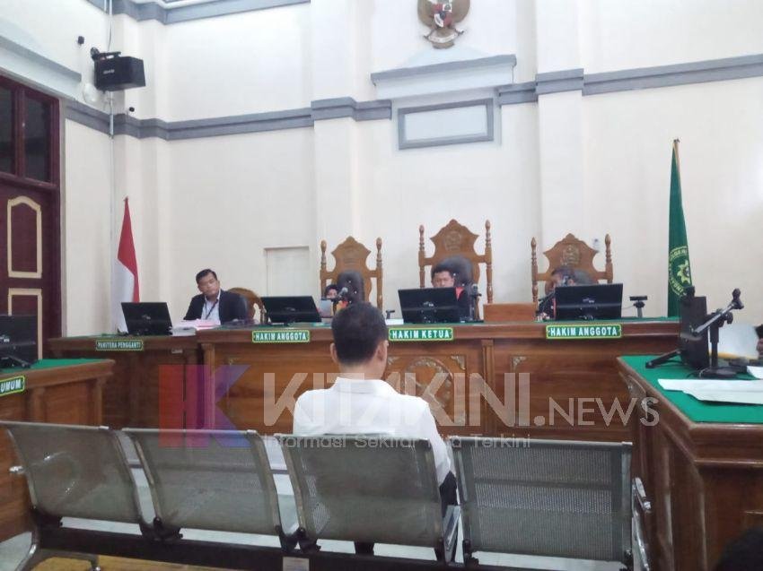 Fakta Sidang Tak Buktikan Terima Rp1,4 Miliar, PH Minta Hakim Bebaskan Alwi Hasibuan