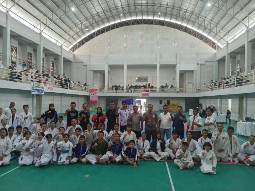 130 Karateka Berkompetisi Perebutkan Piala Ketua KSH Inkado Sumut 2024