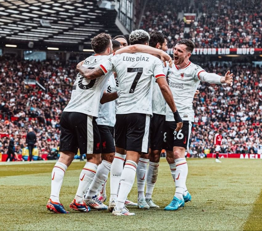 Liverpool Bungkam MU 3-0, Setan Merah Tak Berdaya!