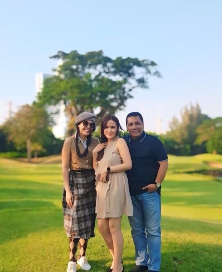 Setelah Bebas, Jessica Wongso Tampil Santai Bermain Golf dengan Pengacara