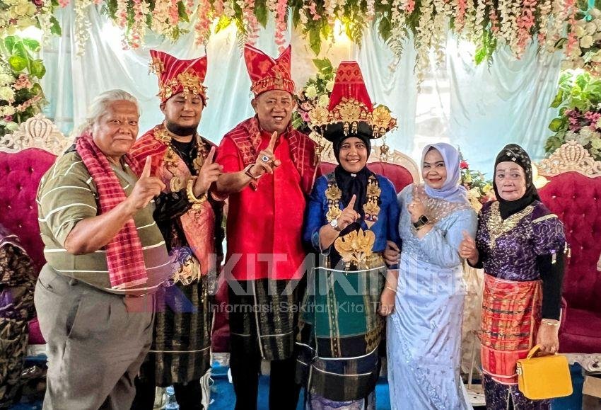 Syah Afandin Resmi Sandang Marga Sembiring Brahmana