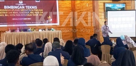 Jelang Pilkada, PPK dan PPS se-Kota Binjai Ikuti Bimtek Aplikasi Sirekap